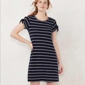 LC Lauren Conrad swing dress